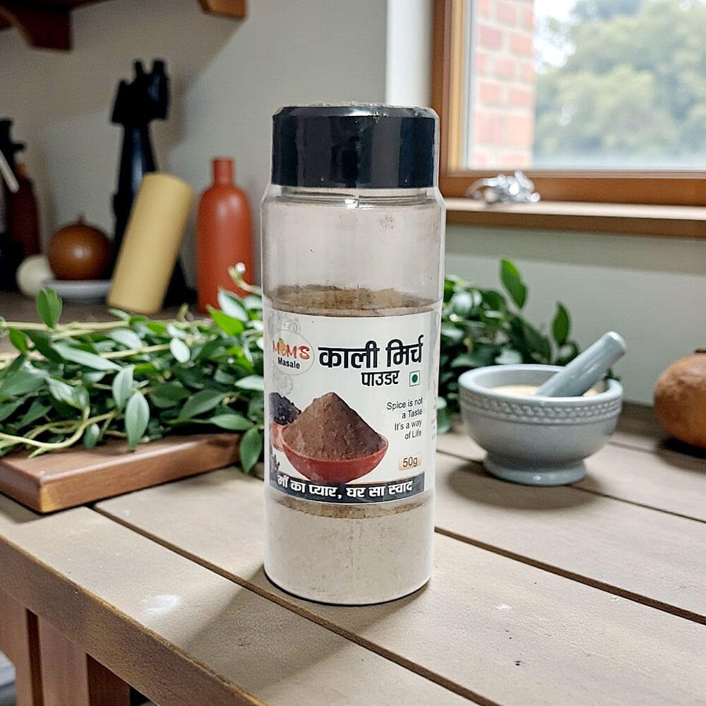 Moms Black Pepper in Sprinkler 50gm