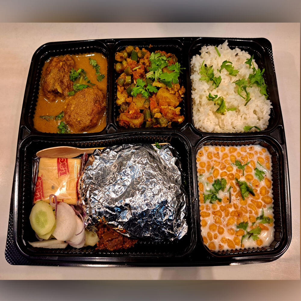 Moms Regular Menu Thali